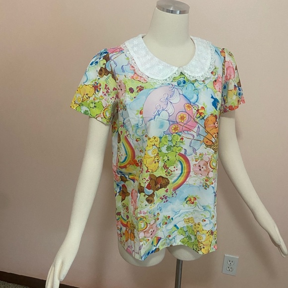 Dolls Kill Multicolor Cartoon Print Top with White Lace Collar - Picture 1 of 9